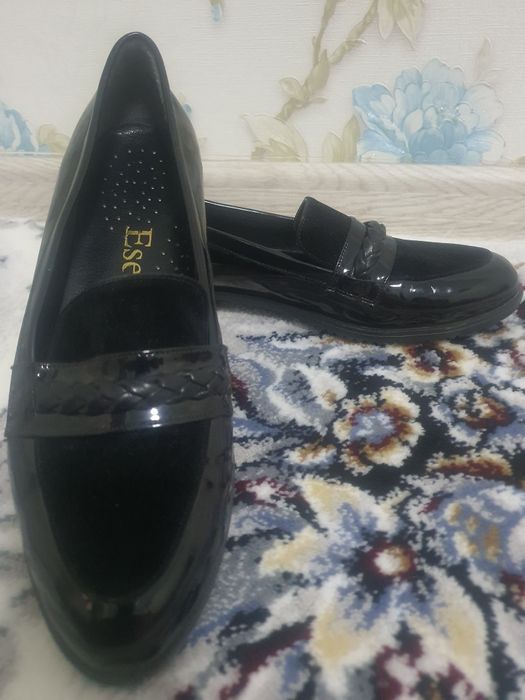 Продаю туфли израильские