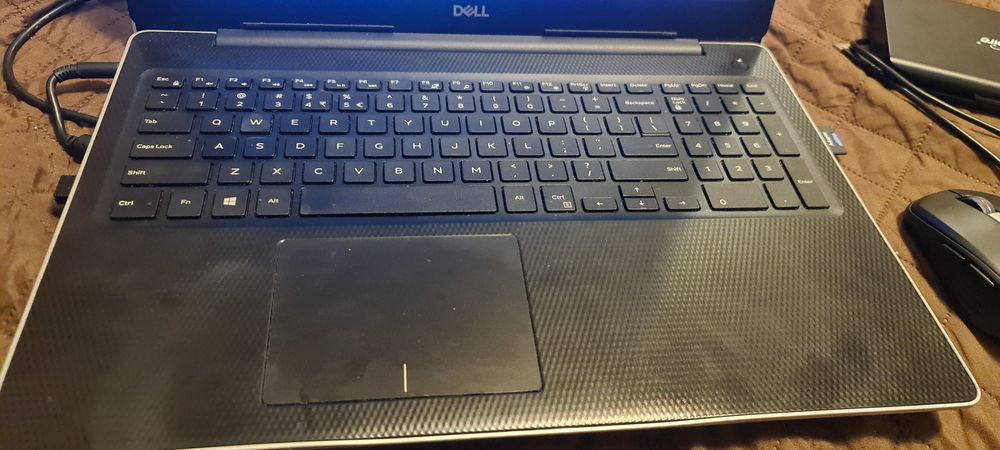 Laptop Dell Inspiron I5 1035G1