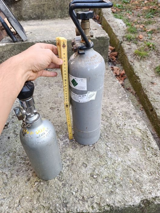 Butelie de CO2 !