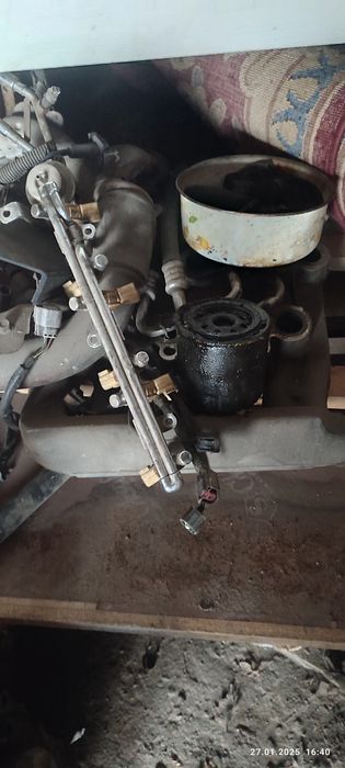 Двигатель Mazda MPV по запчастям. Б/у оригинал.