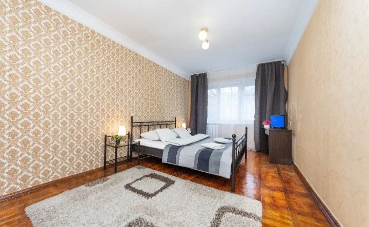 Проспект Сарыарка 11, 2 часа 2000