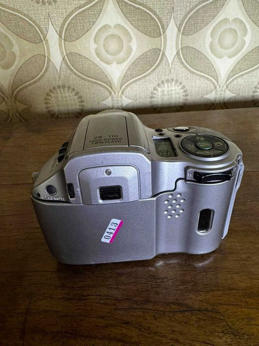 Продавам фотоапарат Olympus IS-200