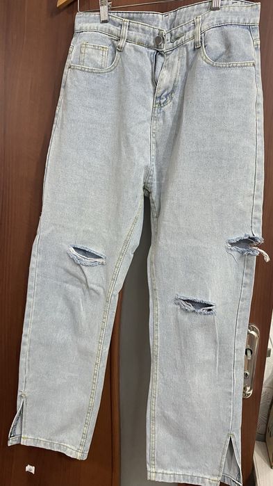 Продам женские веши