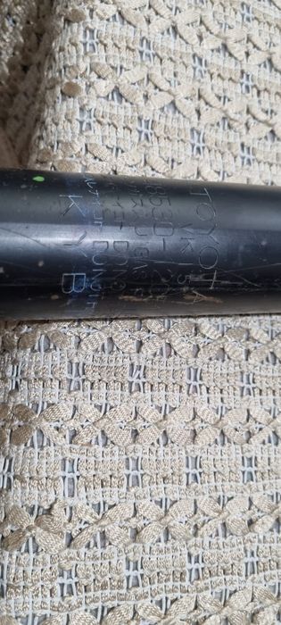 Продам задний амортизатор КОРОЛЛА