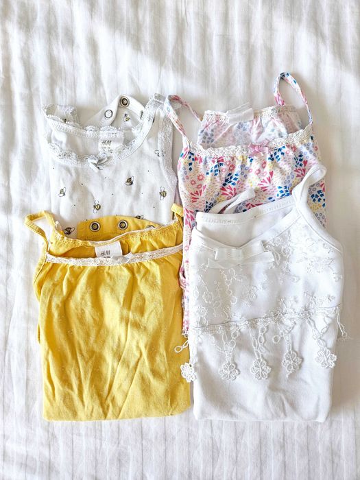 Лот летни дрешки за момиче, размер 74-80 (6м-12м) на НМ, Zara Mini, Mamas&Papas и др.