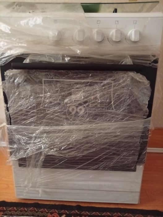 Продам газовую плиту