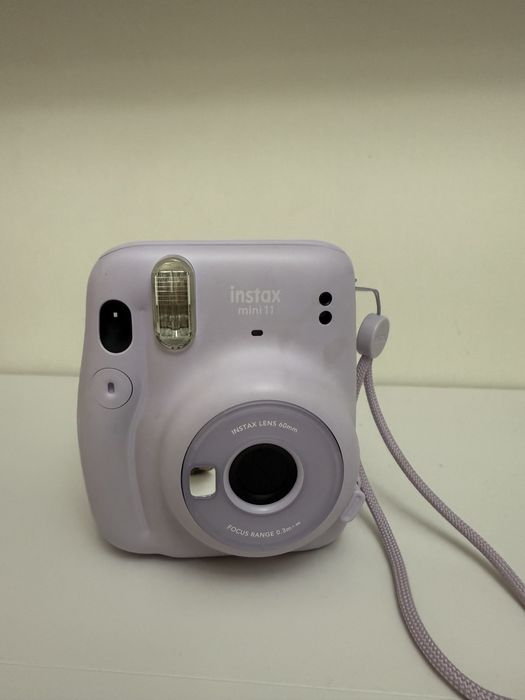 Фотоаппарат Instax mini 11