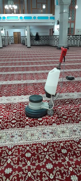 Химчистка чистка стирка мебели ковров ковролина.Уборка.Мойка полов