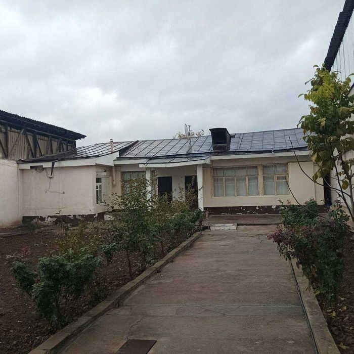 Oq uy Maxallasida 5.5 Sotix 5 Xonali Xonadon Sotiladi !!