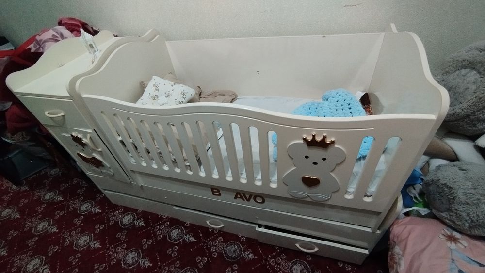 Детская кроватка