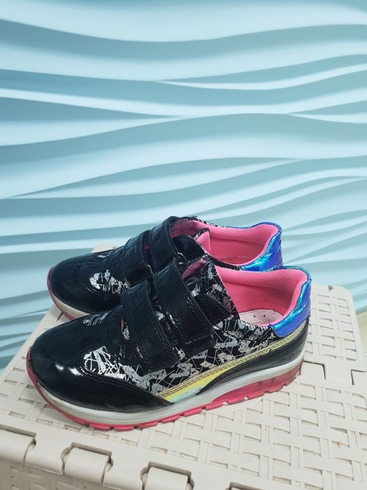 Обувь для девочек 27-28-30