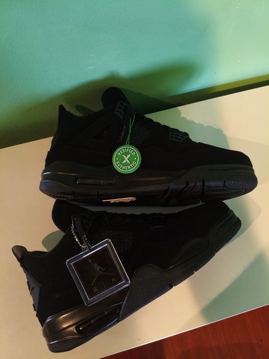 Jordan 4 black cat