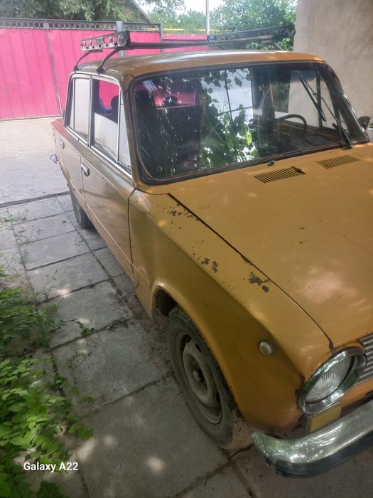 Машина "Жигули" на ходу