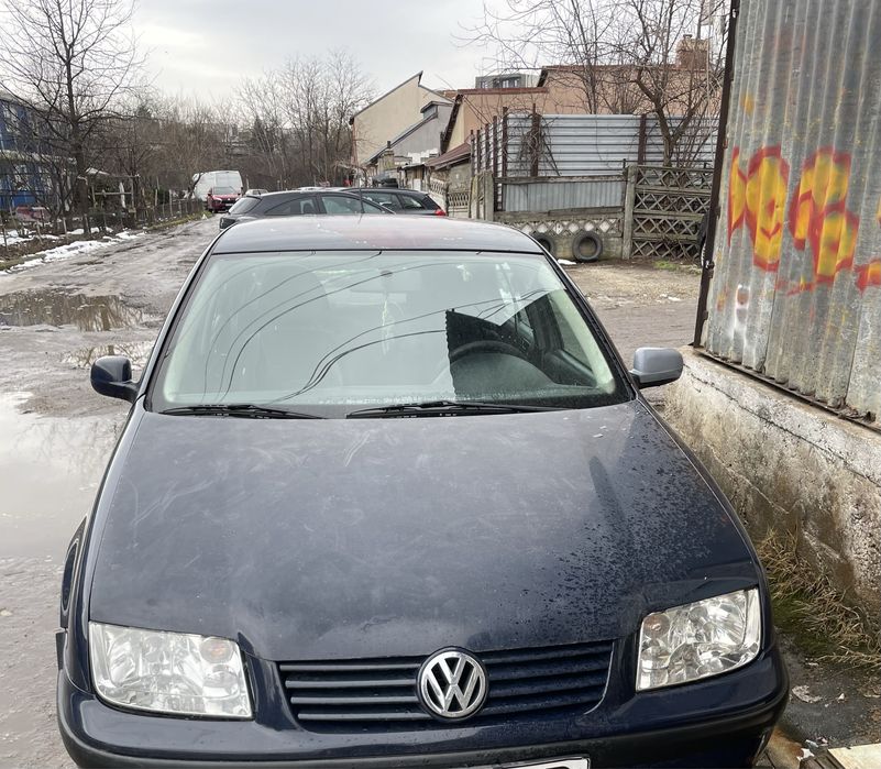 Masina bora bora AN: 1999 1.9 motor diesel asigurare 1 an acte valabil