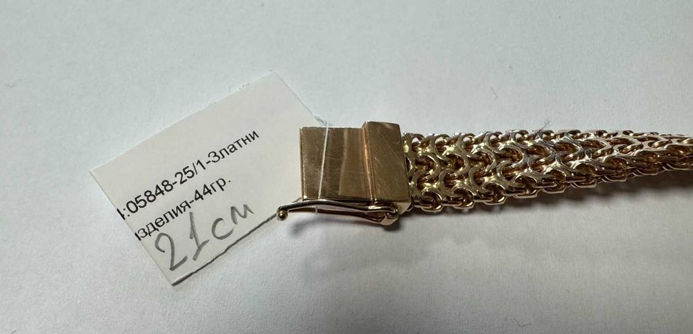 Златна гривна 44гр.21см.