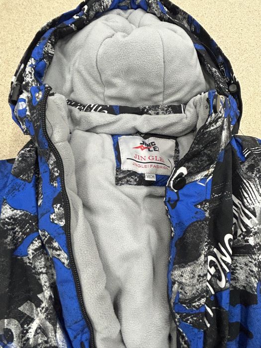 Продам детский комбинезон зимний