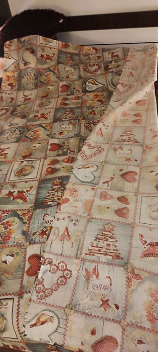 Față de masa festiva 70%bumbac, alb- roșu 138/200 cm, noua, Germania