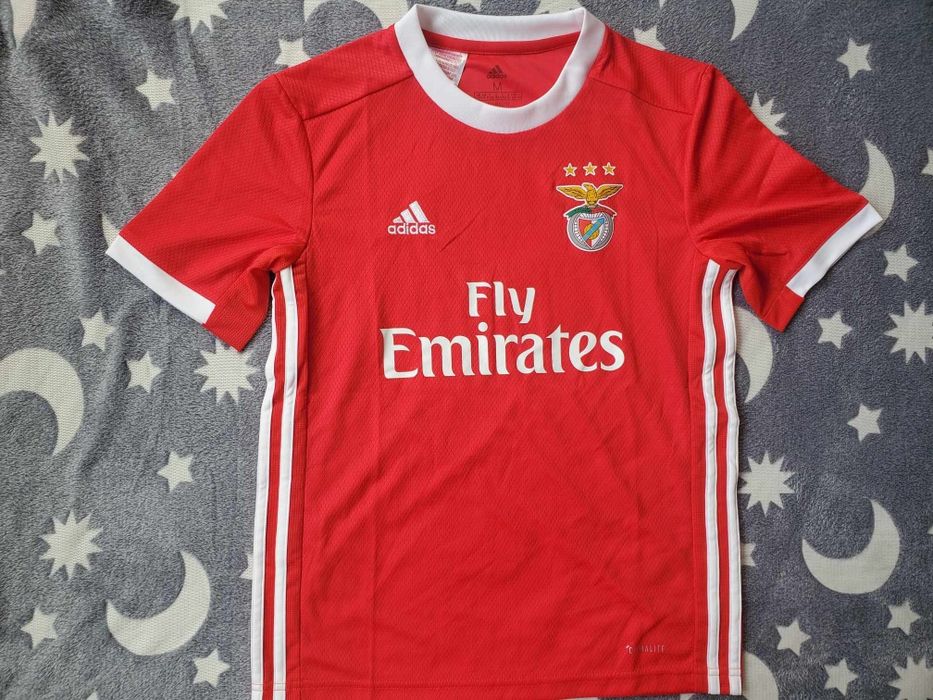 Чисто нова тениска адидас