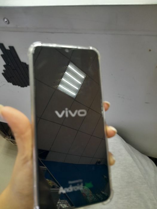 Продам андроид vivoy17c