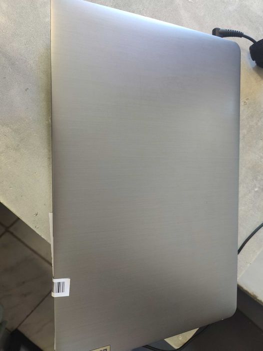 Lenovo Ideapad 3