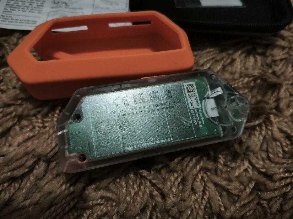 Flipper Zero Transparent cu card memorie 64GB - in garantie