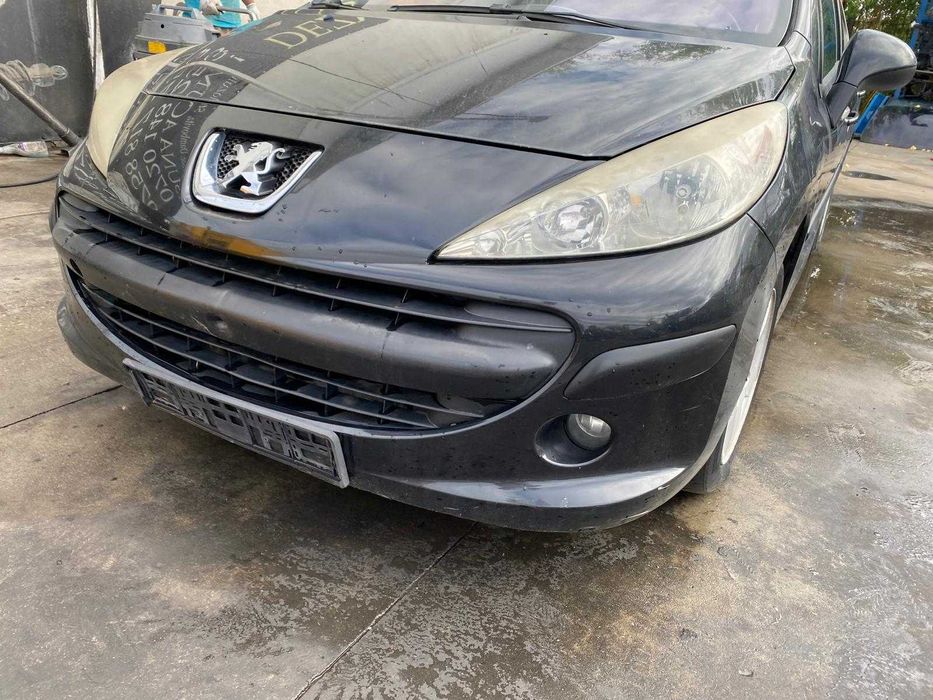 dezmembrez peugeot 207,  1.4 cod motor DV4TD/hayon 207/usi fata 207