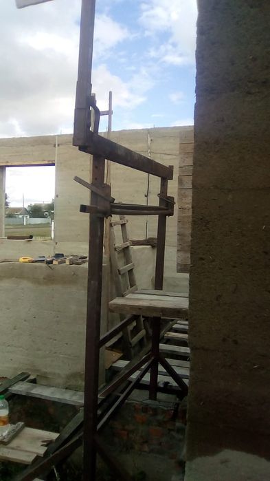 Продам леса универсальные.