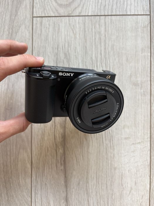Sony ZV-E10 16–50mm + Hohem iSteady MT2 + батерии и ND филтър