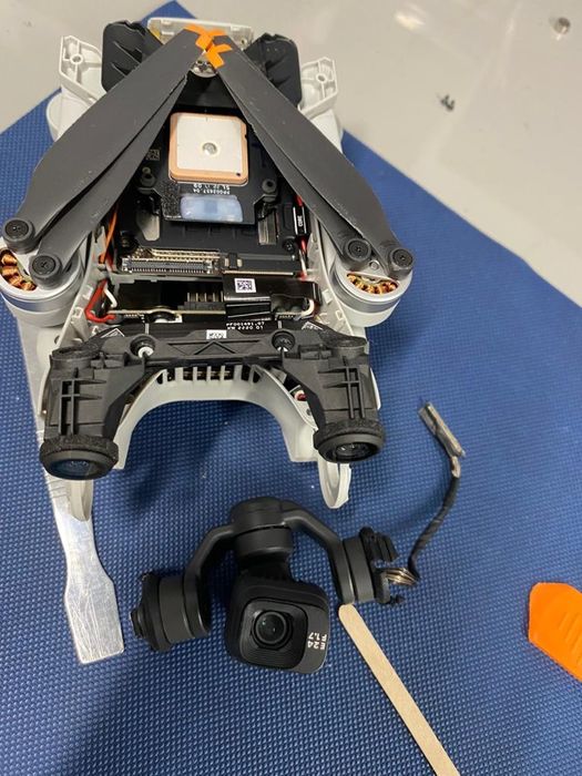 Reparatii drone dji