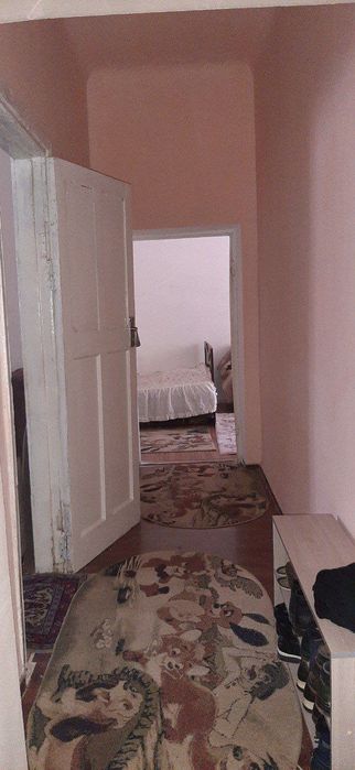 3 xonali  dom sotiladi