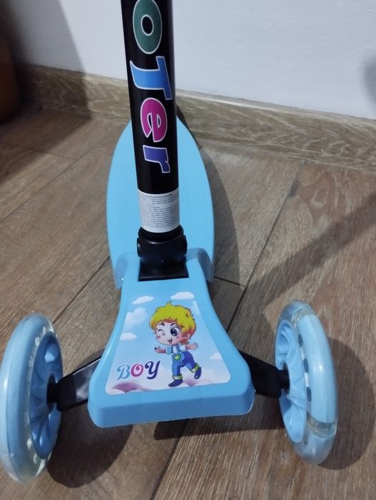 Самокат с 2 до 6 лет