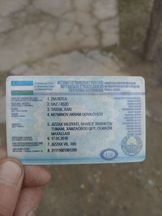 Uaz bortli tent sotiladi