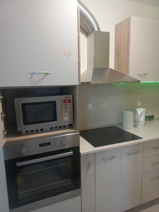 Дава се под наем Двустаен апартамент в Пловдив, Център - 55 кв.м за 300 € - Снимка #1