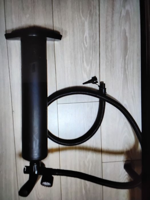 Помпа за дюшеци и лодки и падъл