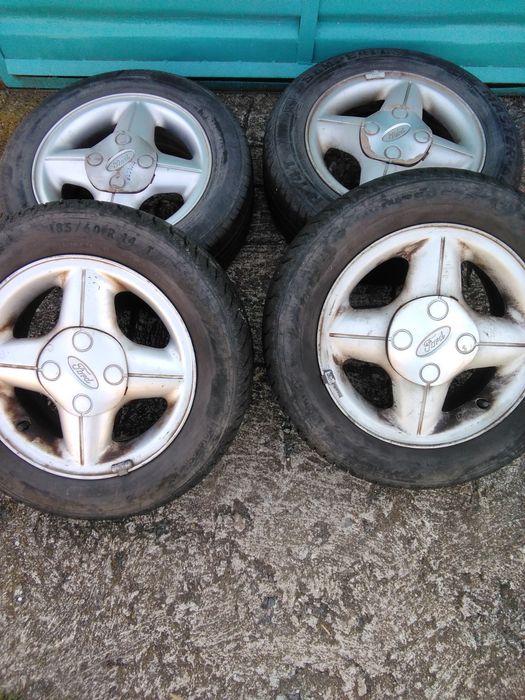 Алуминиеви джанти за Форд фиеста 14 "