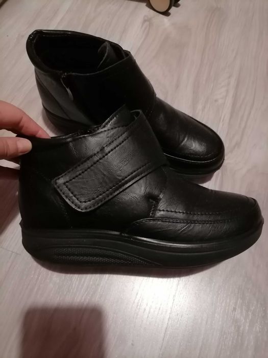 Дамски топли боти