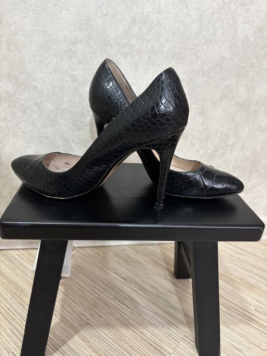 Коданые туфли mango