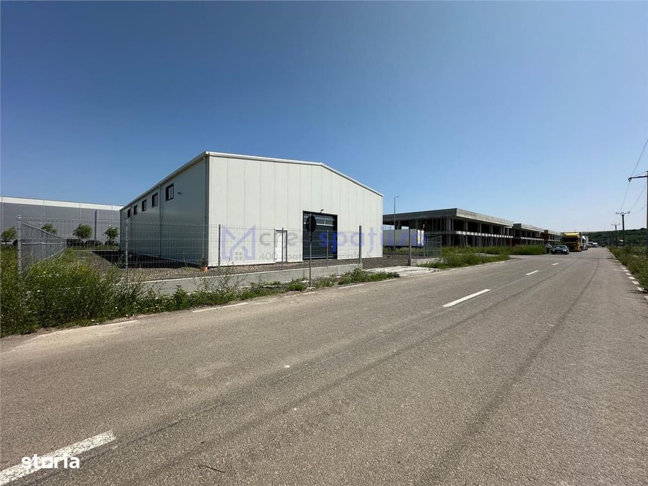 Hala showroom in intersectie, 598mp, sos. centura Iasi - Vedere 2