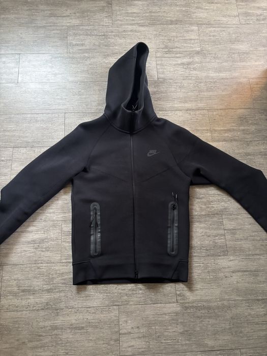 Оригинален nike tech fleece