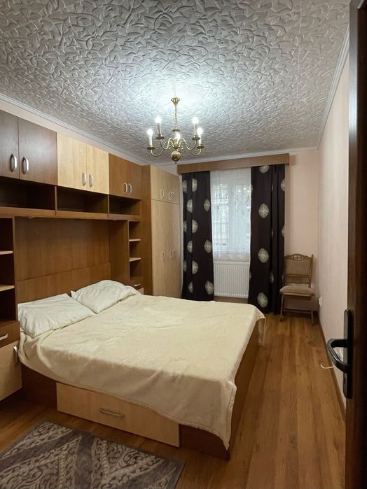 Inchiriez apartament 3 camere