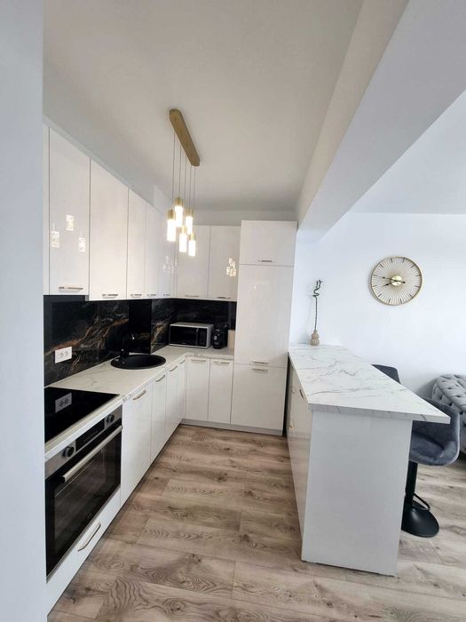 Model unic cu living extra large in Santandrei