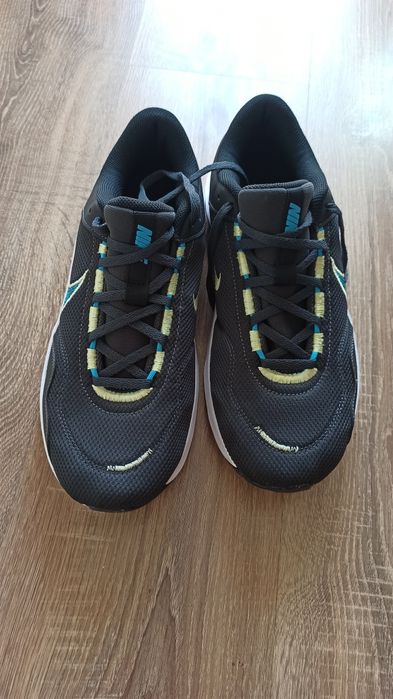 Nike Legend Essential 3NN