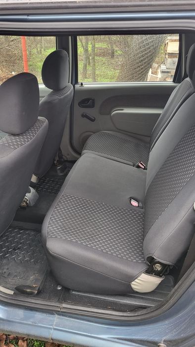 Dacia Logan MCV 1, 5 dci Euro 4, 7 locuri.