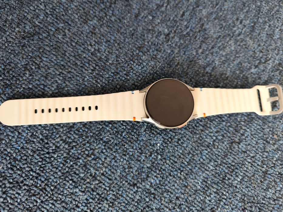 Samsung Watch 7,40mm,  produs impecabil, expus in magazin