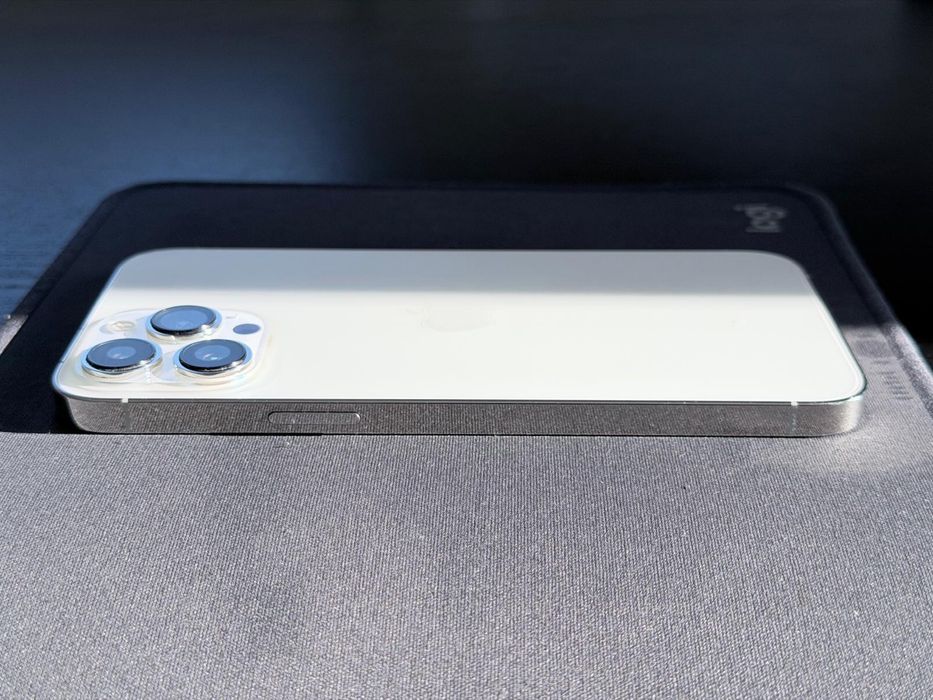 Vand Iphone 13 pro max impecabil