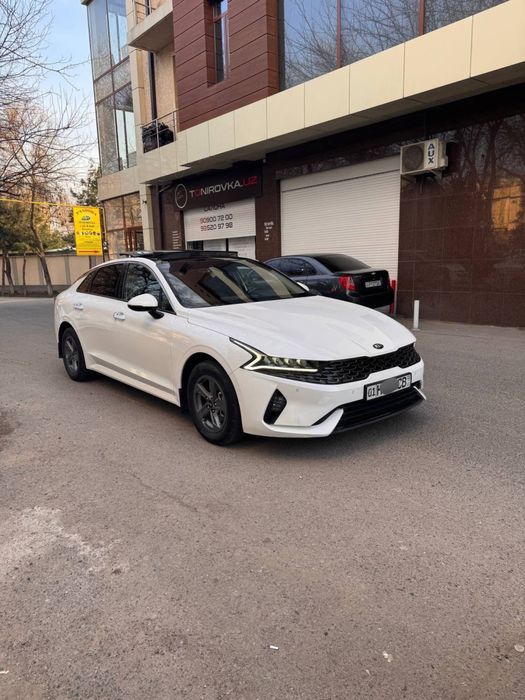 Kia K5. 2021. Tozza. Panaramma lyuk