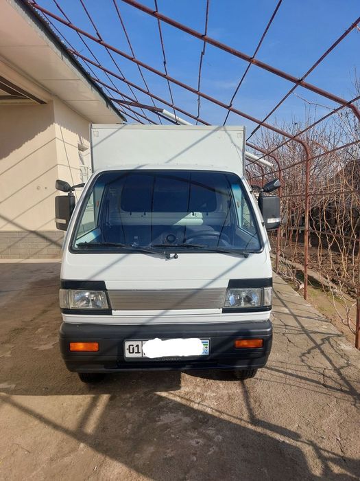 Labo sotiladi 6300$ kelishamz