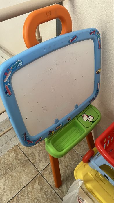 Разные детские игрушки