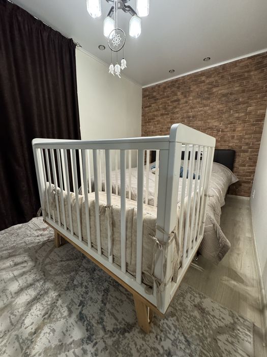 Продам детскую кроватку