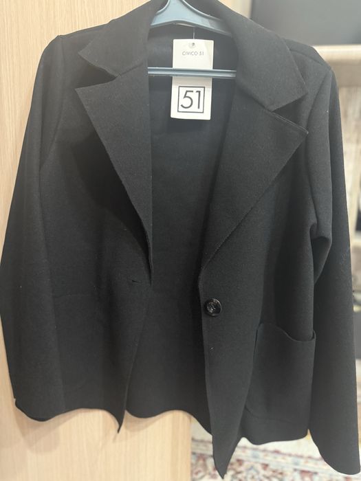 Костюмы офисные брендовые